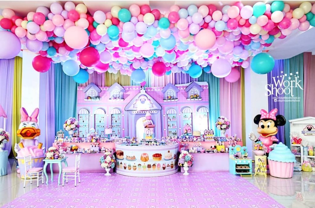 Daisy And Minnie Patisserie Party A Pretty Celebration